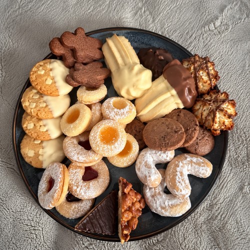 1kg kekse und plätzchen - ,