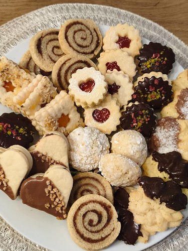 1kg selbstgemachte plätzchen - ,